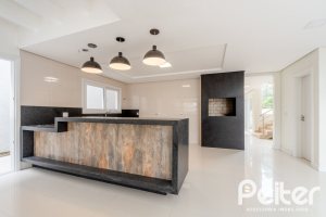 Casa em Condomínio à venda com 294m², 5 dormitórios, 5 suítes, 4 vagas, no bairro Terra Ville em PORTO ALEGRE