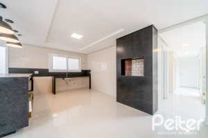 Casa em Condomínio à venda com 294m², 5 dormitórios, 5 suítes, 4 vagas, no bairro Terra Ville em PORTO ALEGRE