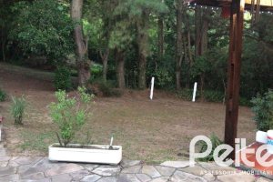 Terreno à venda com 3313m², no bairro Vila Nova em Porto Alegre