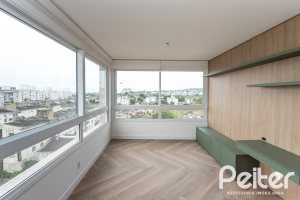 Apartamento à venda com 65m², 2 dormitórios, 1 suíte, 1 vaga, no bairro Tristeza em Porto Alegre