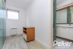 Casa em Condomínio à venda com 615m², 4 dormitórios, 4 suítes, 6 vagas, no bairro Terra Ville em PORTO ALEGRE