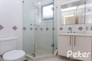 Casa em Condomínio à venda com 615m², 4 dormitórios, 4 suítes, 6 vagas, no bairro Terra Ville em PORTO ALEGRE