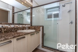 Casa em Condomínio à venda com 615m², 4 dormitórios, 4 suítes, 6 vagas, no bairro Terra Ville em PORTO ALEGRE