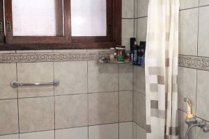 Casa à venda com 180m², 3 dormitórios, 4 vagas, no bairro Ipanema em Porto Alegre