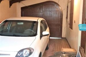 Casa à venda com 180m², 3 dormitórios, 4 vagas, no bairro Ipanema em Porto Alegre