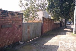 Terreno à venda com 1577m², no bairro Tristeza em Porto Alegre
