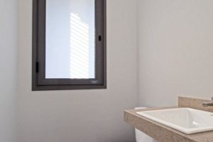 Comercial à venda com 47m², 1 vaga, no bairro Tristeza em Porto Alegre