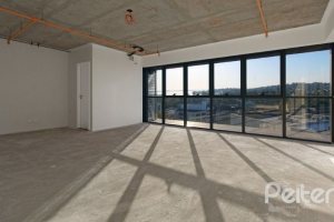 Comercial à venda com 47m², 1 vaga, no bairro Tristeza em Porto Alegre