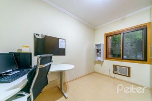 Casa em Condomínio à venda com 170m², 3 dormitórios, 1 suíte, 2 vagas, no bairro Jardim Isabel em Porto Alegre