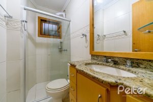 Casa em Condomínio à venda com 170m², 3 dormitórios, 1 suíte, 2 vagas, no bairro Jardim Isabel em Porto Alegre