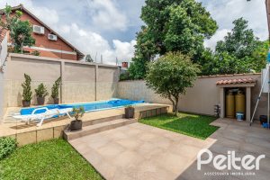 Casa à venda com 379m², 3 dormitórios, 2 suítes, 3 vagas, no bairro Ipanema em Porto Alegre
