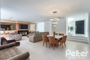 Casa em Condomínio à venda com 344m², 4 dormitórios, 4 suítes, 4 vagas, no bairro Alphaville em PORTO ALEGRE