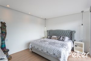 Casa em Condomínio à venda com 344m², 4 dormitórios, 4 suítes, 4 vagas, no bairro Alphaville em PORTO ALEGRE