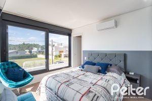 Casa em Condomínio à venda com 344m², 4 dormitórios, 4 suítes, 4 vagas, no bairro Alphaville em PORTO ALEGRE