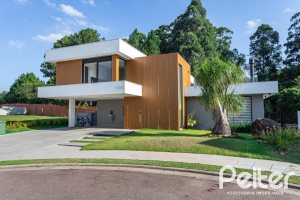 Casa em Condomínio à venda com 344m², 4 dormitórios, 4 suítes, 4 vagas, no bairro Alphaville em PORTO ALEGRE