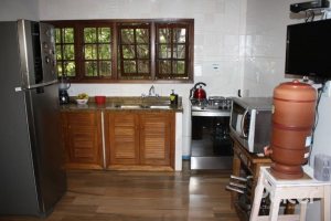 Casa à venda com 250m², 4 dormitórios, 2 suítes, 2 vagas, no bairro Ipanema em Porto Alegre