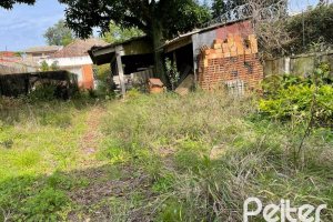 Terreno à venda com 413m², no bairro Ipanema em Porto Alegre