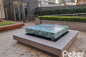 Apartamento à venda com 40m², 1 dormitório, 1 vaga, no bairro Tristeza em PORTO ALEGRE