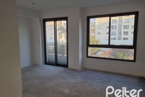Apartamento à venda com 40m², 1 dormitório, 1 vaga, no bairro Tristeza em PORTO ALEGRE