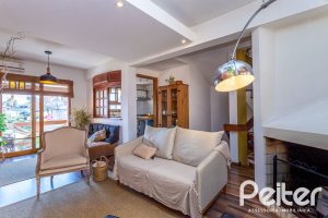 Casa em Condomínio à venda com 150m², 3 dormitórios, 1 suíte, 1 vaga, no bairro Ipanema em Porto Alegre