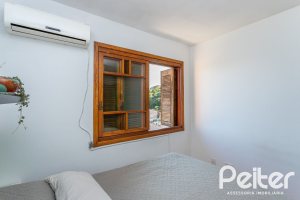 Casa em Condomínio à venda com 150m², 3 dormitórios, 1 suíte, 1 vaga, no bairro Ipanema em Porto Alegre