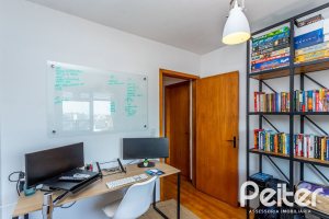 Casa em Condomínio à venda com 150m², 3 dormitórios, 1 suíte, 1 vaga, no bairro Ipanema em Porto Alegre