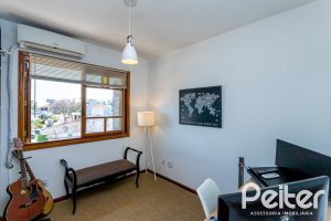 Casa em Condomínio à venda com 150m², 3 dormitórios, 1 suíte, 1 vaga, no bairro Ipanema em Porto Alegre