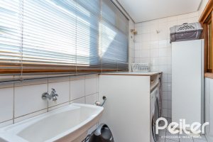 Casa em Condomínio à venda com 150m², 3 dormitórios, 1 suíte, 1 vaga, no bairro Ipanema em Porto Alegre