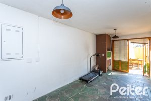 Casa em Condomínio à venda com 150m², 3 dormitórios, 1 suíte, 1 vaga, no bairro Ipanema em Porto Alegre