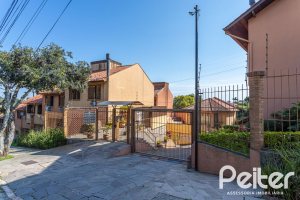 Casa em Condomínio à venda com 150m², 3 dormitórios, 1 suíte, 1 vaga, no bairro Ipanema em Porto Alegre