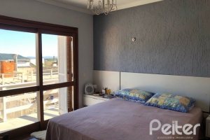 Casa à venda com 208m², 3 dormitórios, 1 suíte, 2 vagas, no bairro Espírito Santo em Porto Alegre