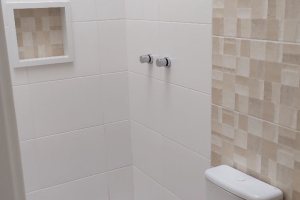 Casa à venda com 88m², 3 dormitórios, 2 suítes, 1 vaga, no bairro Guarujá em Porto Alegre