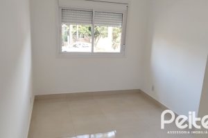 Casa à venda com 88m², 3 dormitórios, 2 suítes, 1 vaga, no bairro Guarujá em Porto Alegre