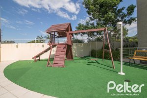 Apartamento à venda com 102m², 3 dormitórios, 1 suíte, 2 vagas, no bairro Tristeza em PORTO ALEGRE