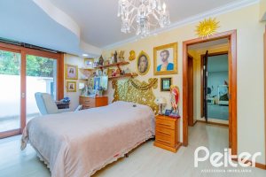 Cobertura à venda com 341m², 3 dormitórios, 1 suíte, 2 vagas, no bairro Menino Deus em Porto Alegre