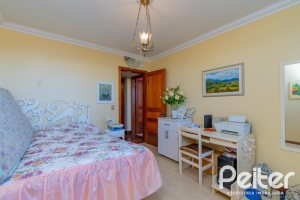 Cobertura à venda com 341m², 3 dormitórios, 1 suíte, 2 vagas, no bairro Menino Deus em Porto Alegre