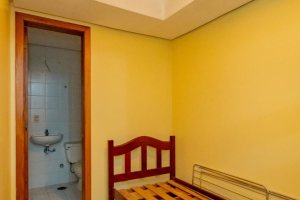 Cobertura à venda com 341m², 3 dormitórios, 1 suíte, 2 vagas, no bairro Menino Deus em Porto Alegre