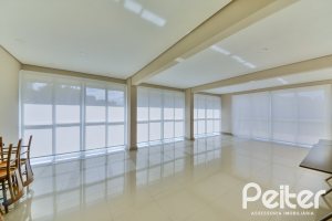 Apartamento à venda com 102m², 3 dormitórios, 1 suíte, 2 vagas, no bairro Tristeza em PORTO ALEGRE