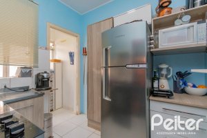 Apartamento à venda com 59m², 2 dormitórios, 1 vaga, no bairro Tristeza em Porto Alegre