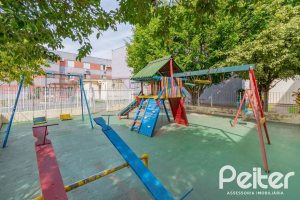 Apartamento à venda com 59m², 2 dormitórios, 1 vaga, no bairro Tristeza em Porto Alegre