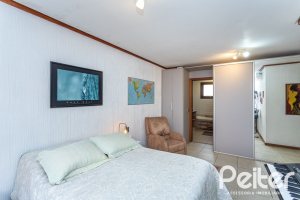 Casa em Condomínio à venda com 239m², 3 dormitórios, 3 suítes, 3 vagas, no bairro Santa Tereza em Porto Alegre