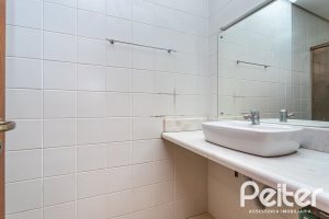 Casa em Condomínio à venda com 239m², 3 dormitórios, 3 suítes, 3 vagas, no bairro Santa Tereza em Porto Alegre