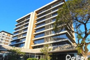 Comercial à venda com 47m², 1 vaga, no bairro Tristeza em Porto Alegre