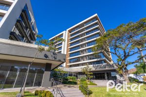 Comercial à venda com 47m², 1 vaga, no bairro Tristeza em Porto Alegre