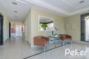 Apartamento à venda com 100m², 3 dormitórios, 1 suíte, 1 vaga, no bairro Cristal em PORTO ALEGRE