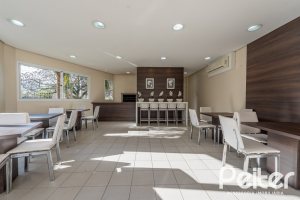 Apartamento à venda com 45m², 2 dormitórios, 1 vaga, no bairro Camaqua em PORTO ALEGRE