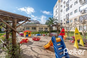 Apartamento à venda com 45m², 2 dormitórios, 1 vaga, no bairro Camaqua em PORTO ALEGRE
