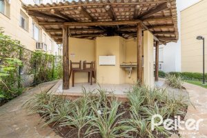 Apartamento à venda com 45m², 2 dormitórios, 1 vaga, no bairro Camaqua em PORTO ALEGRE