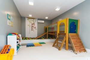 Apartamento à venda com 70m², 3 dormitórios, 1 suíte, 1 vaga, no bairro Cavalhada em PORTO ALEGRE