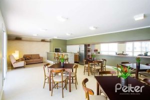 Apartamento à venda com 70m², 3 dormitórios, 1 suíte, 1 vaga, no bairro Cavalhada em PORTO ALEGRE